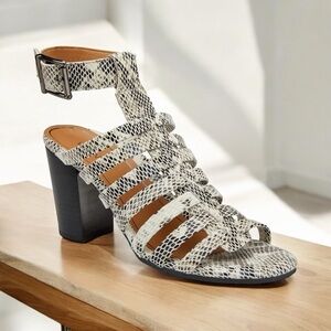 VIONIC Ankle Wrap Snake-print  3.5” Heeled Sandal Buckle Closure Size 7 NWOT